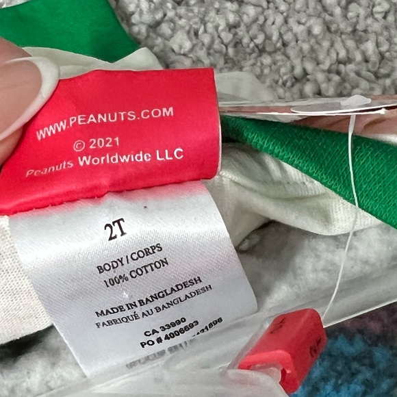 Kids 2-piece Christmas PJ Set SNOOPY Peanuts Pajamas Size 2T Fleece Pants NWT - Picture 7 of 8